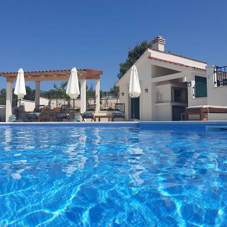 Apartmani Mariela Maslinica Bagian luar foto
