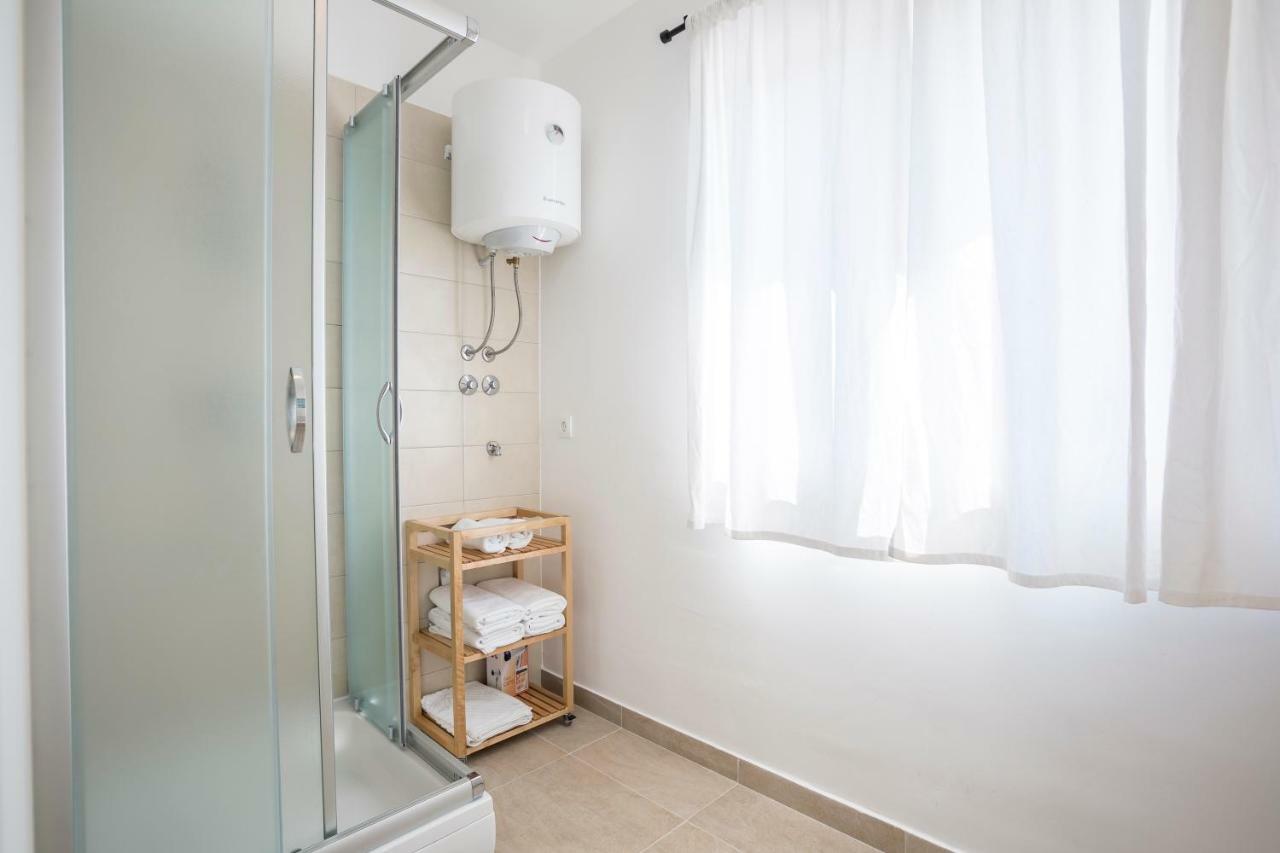 Apartmani Mariela Maslinica Ruang foto